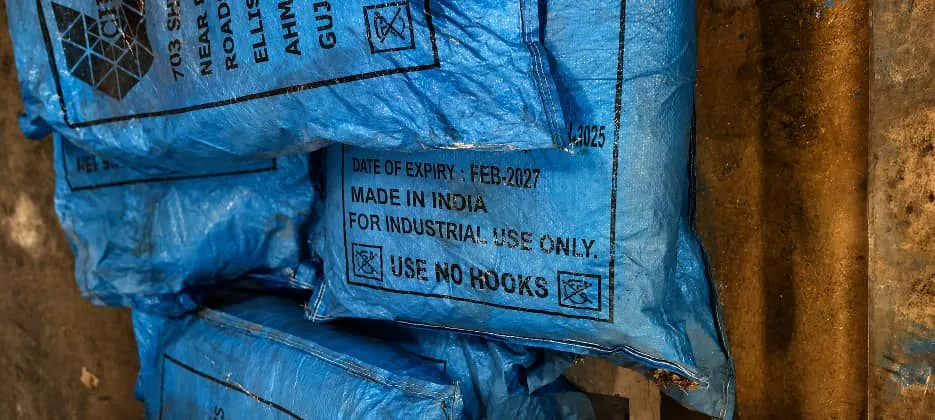 Blue Oxide Pigment